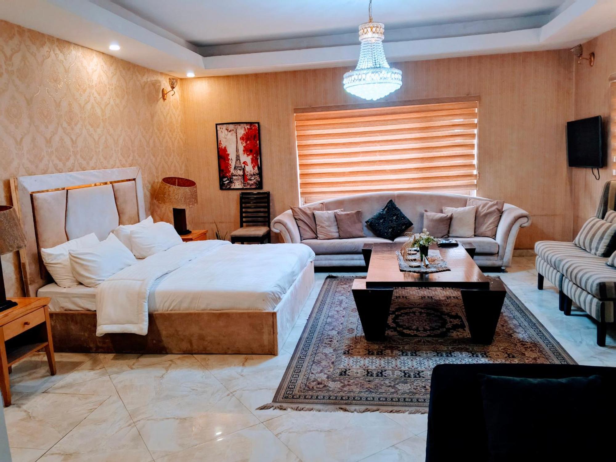 Nuit De Paris Hotel Abuja Eksteriør billede