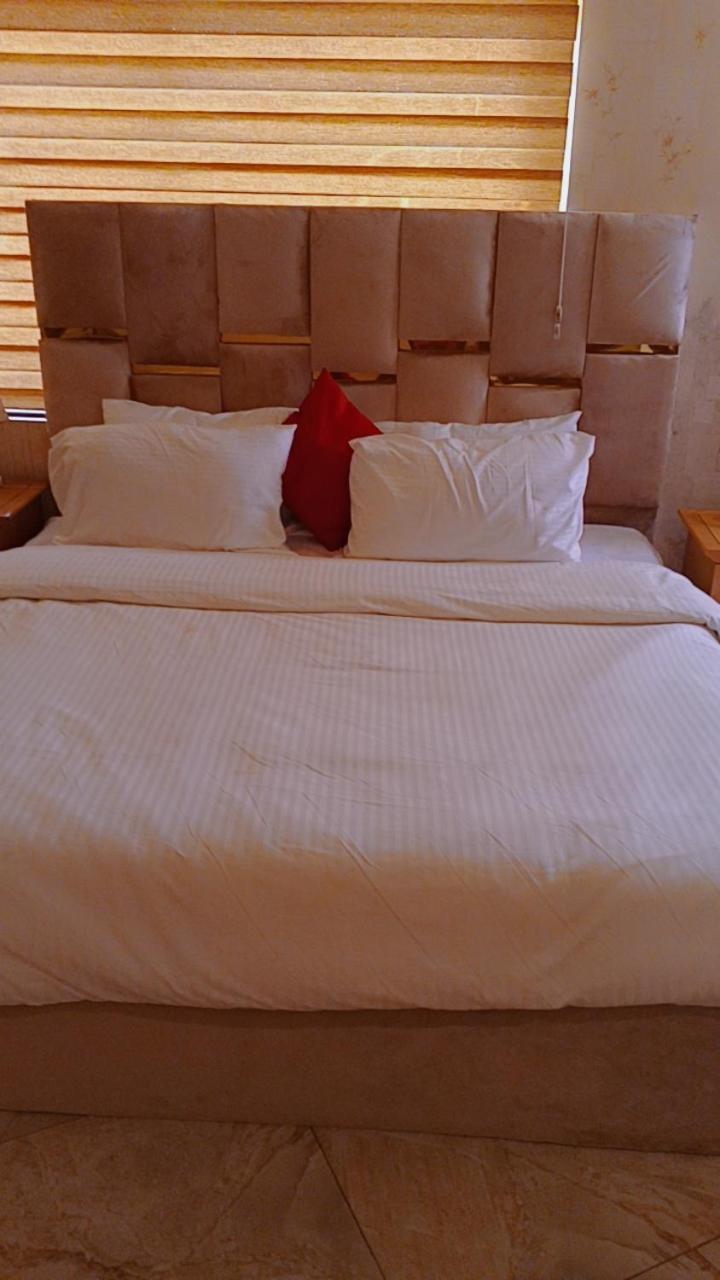 Nuit De Paris Hotel Abuja Eksteriør billede