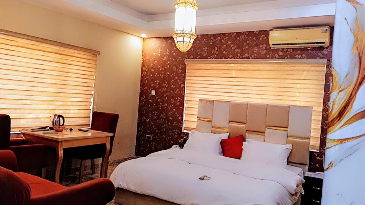 Nuit De Paris Hotel Abuja Eksteriør billede