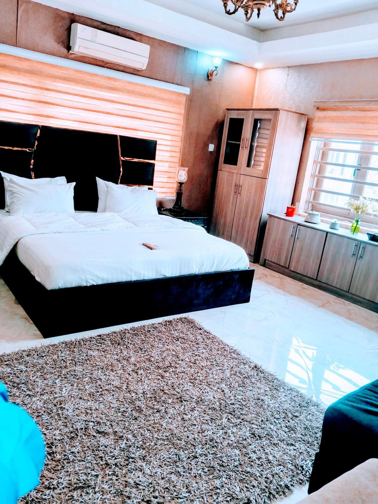 Nuit De Paris Hotel Abuja Eksteriør billede